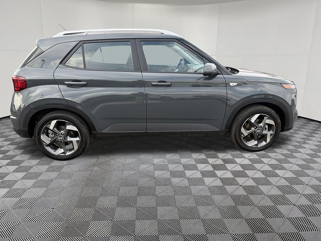 2025 Hyundai Venue Limited
