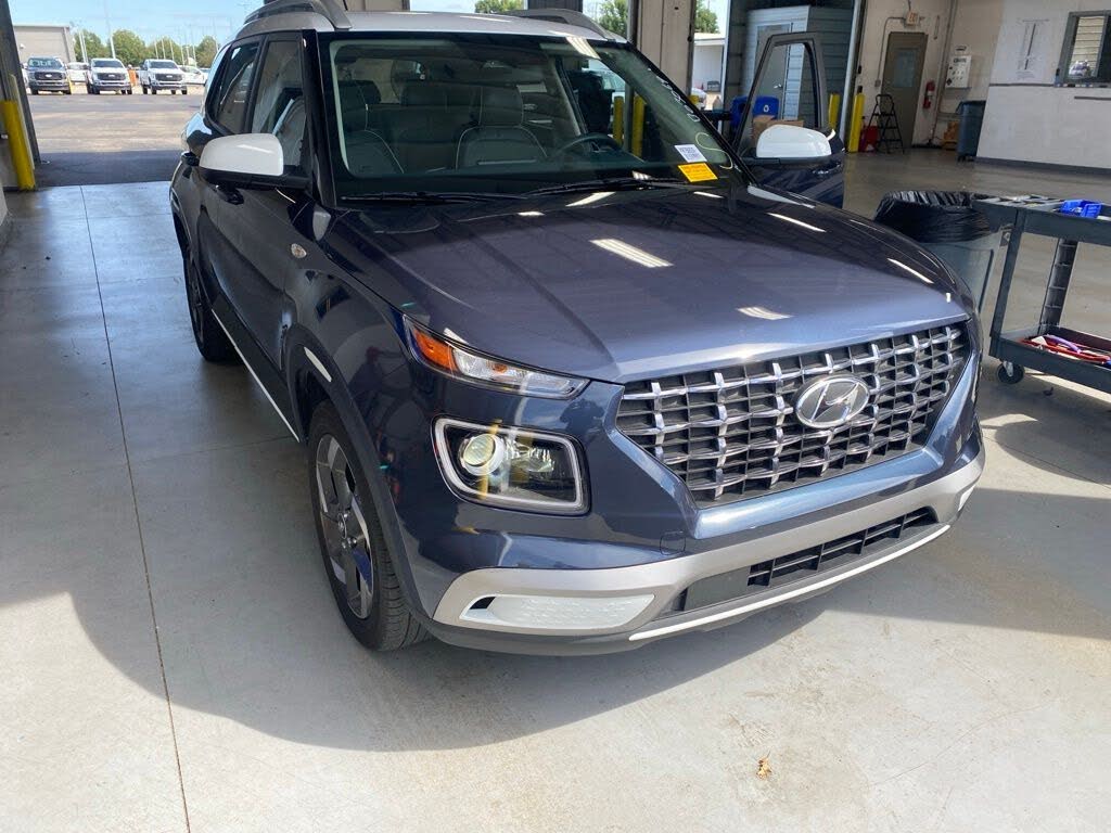 2024 Hyundai Venue SEL