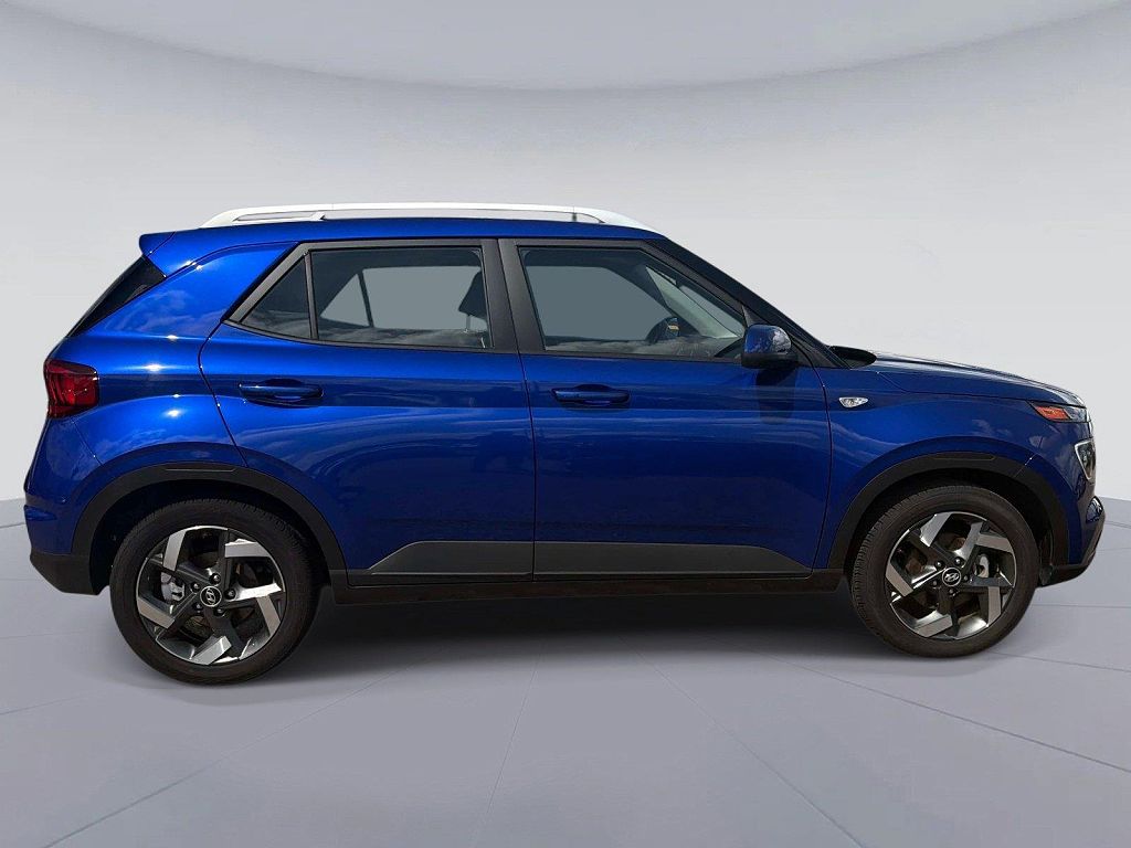 2025 Hyundai VENUE Limited