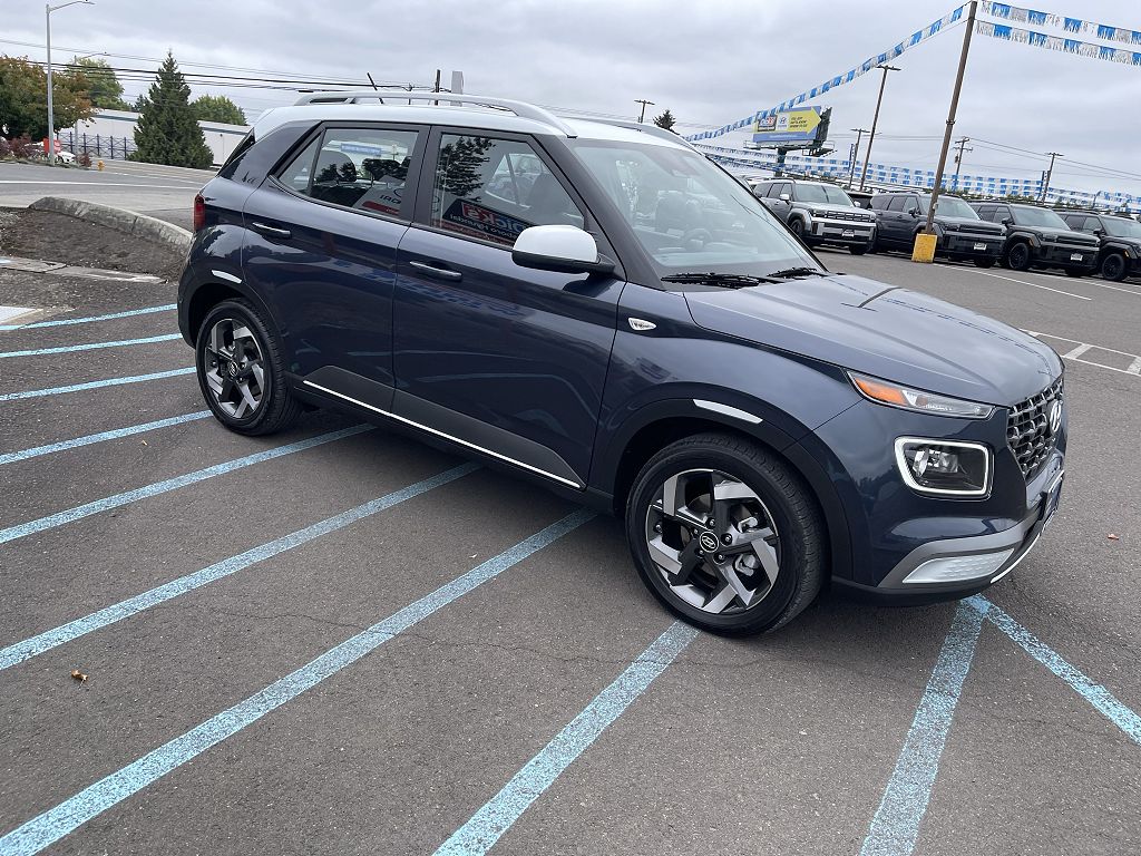 2025 Hyundai Venue SEL