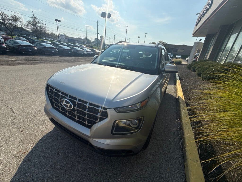 2024 Hyundai Venue Limited