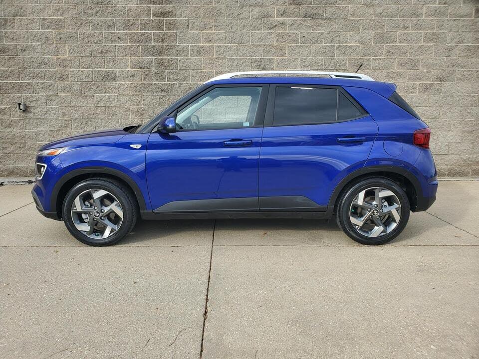 2023 Hyundai Venue SEL