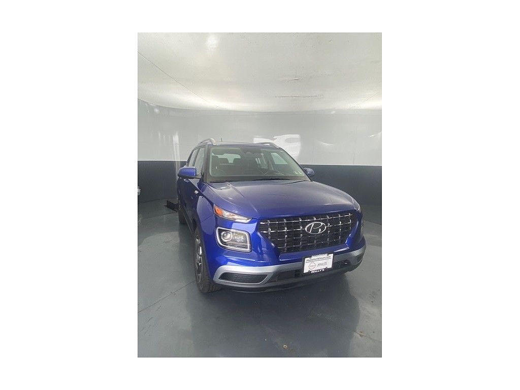2023 Hyundai Venue SEL