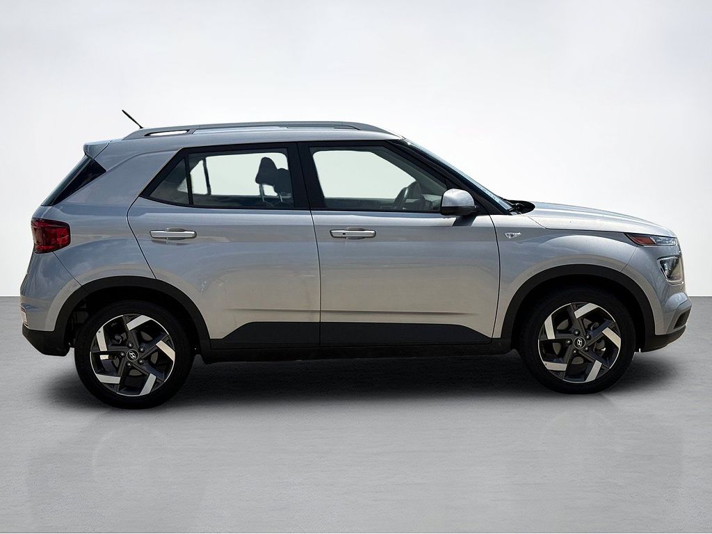 2025 Hyundai Venue Limited