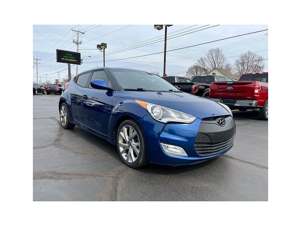 2017 Hyundai Veloster w/Black Interior