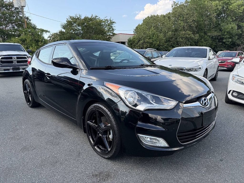 2016 Hyundai Veloster w/Black Interior