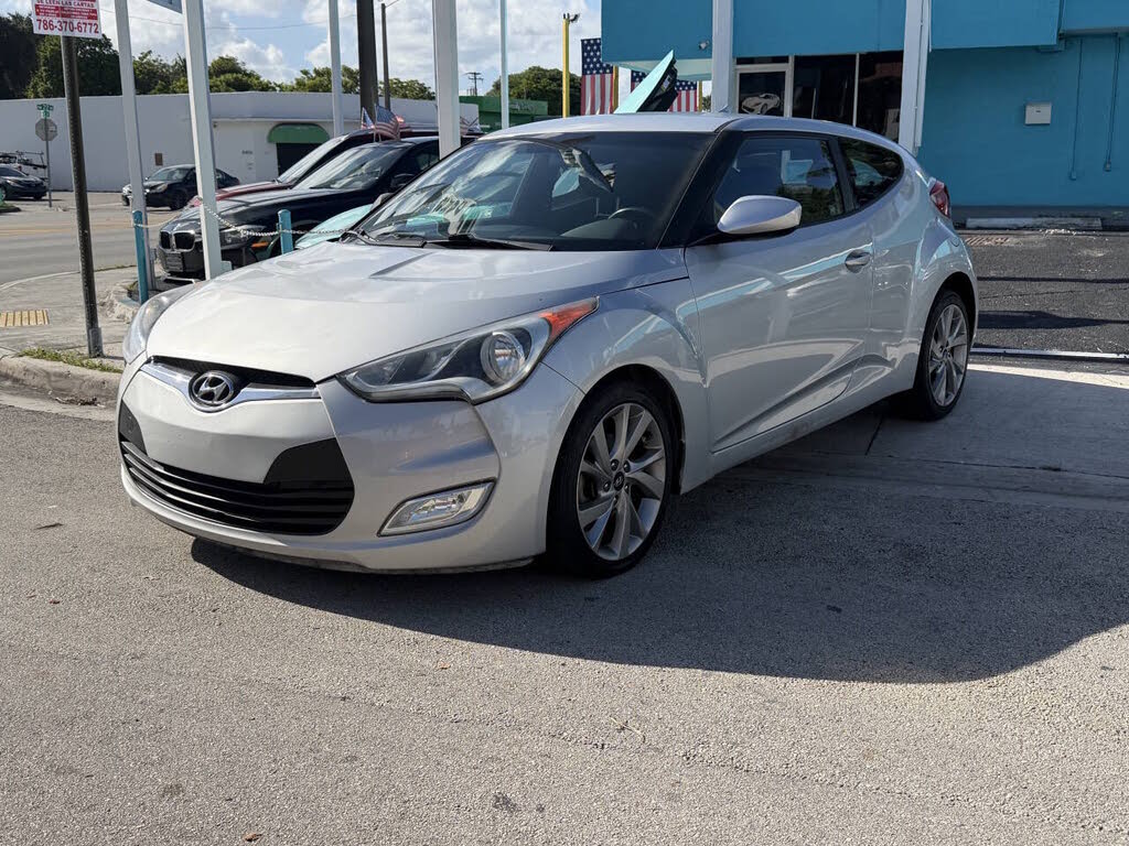 2017 Hyundai Veloster w/Black Interior
