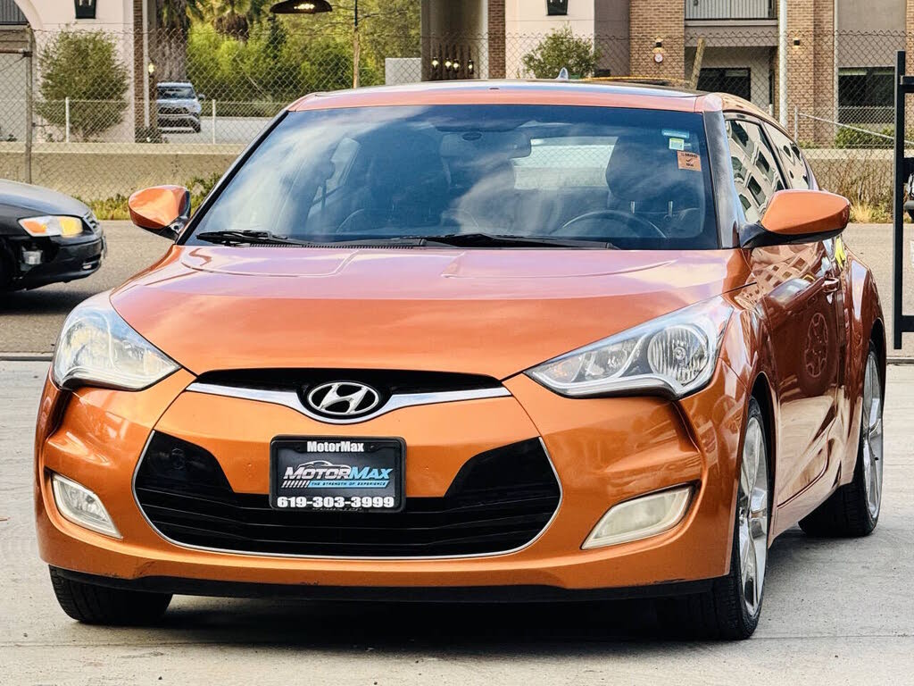2016 Hyundai Veloster w/Black Interior