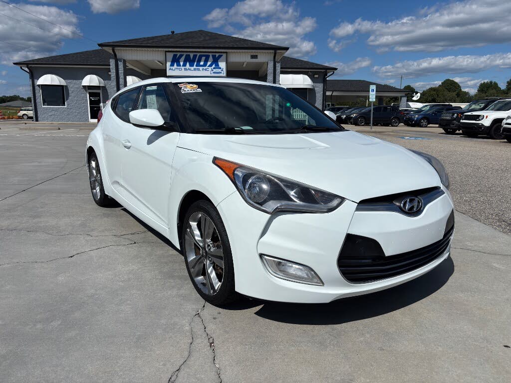 2016 Hyundai Veloster w/Black Interior