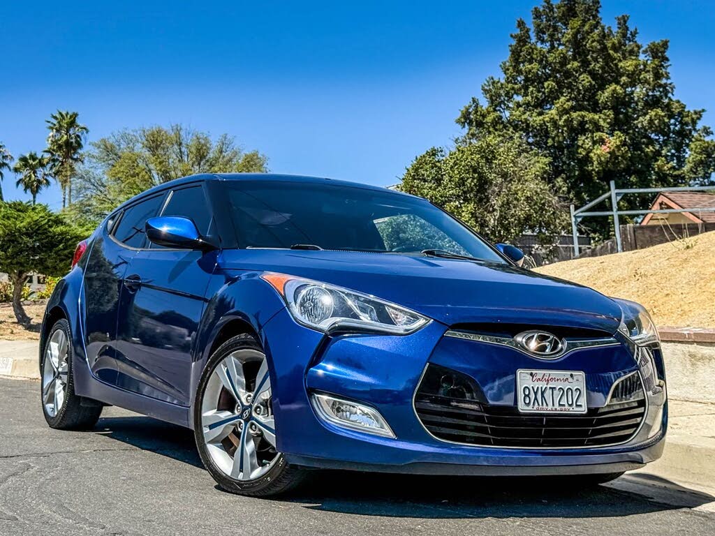 2017 Hyundai Veloster w/Black Interior