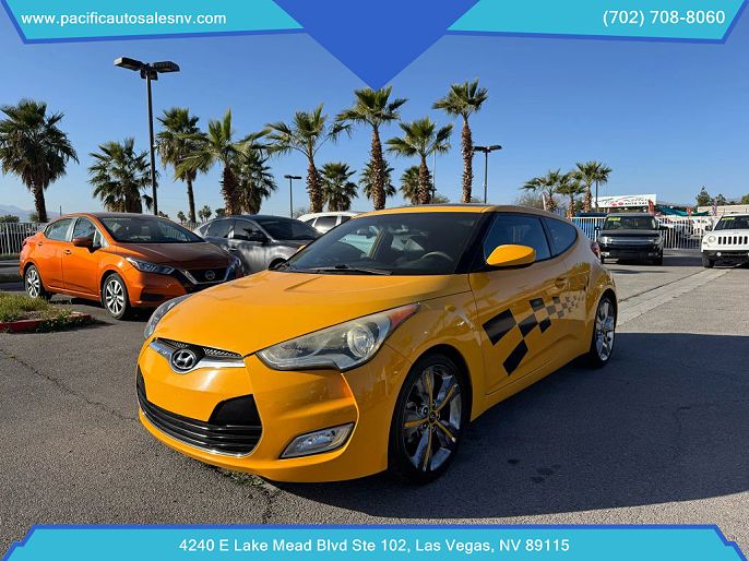 2016 Hyundai Veloster w/Black Interior
