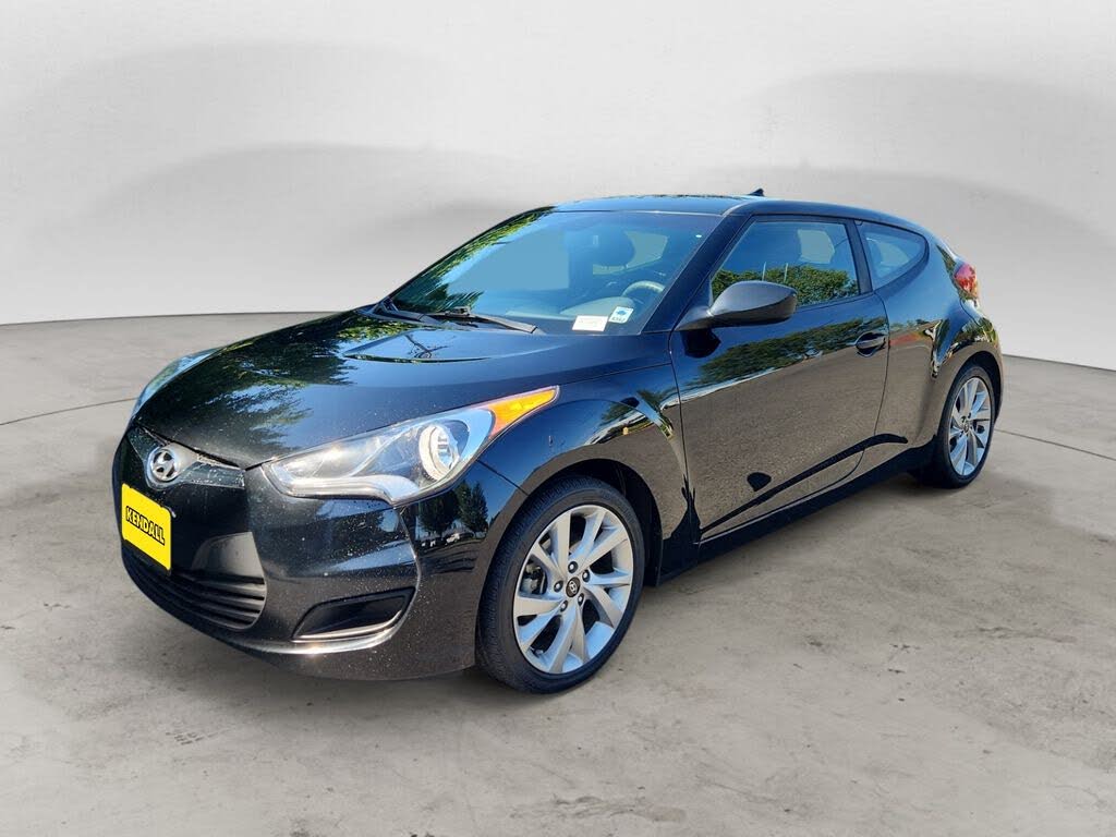 2016 Hyundai Veloster w/Black Interior