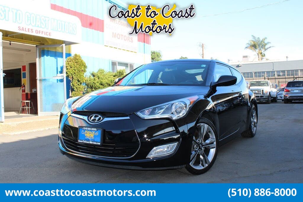 2016 Hyundai Veloster w/Black Interior