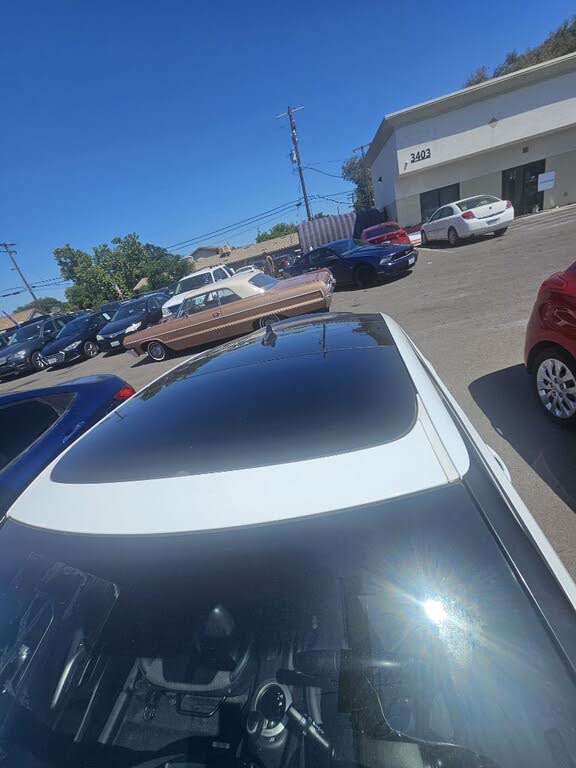 2016 Hyundai Veloster w/Black Interior