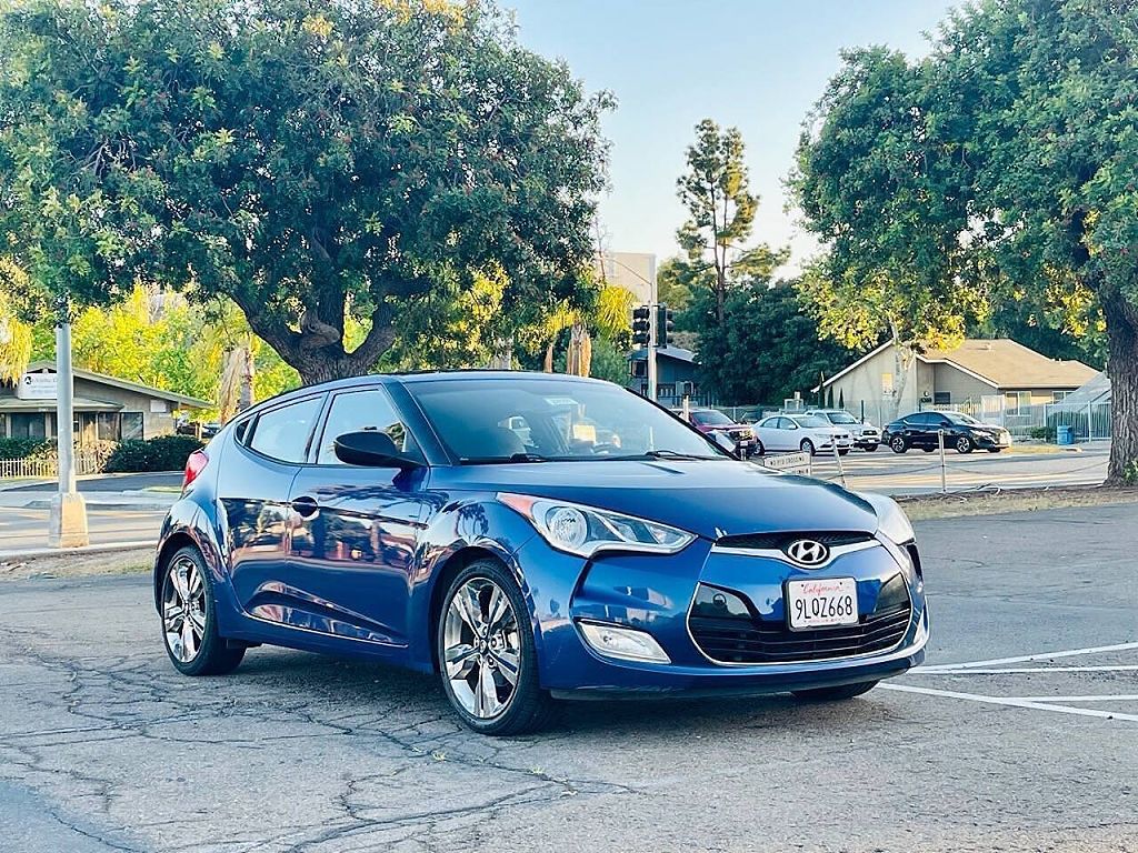 2016 Hyundai Veloster w/Black Interior