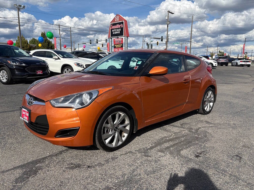 2016 Hyundai Veloster w/Black Interior