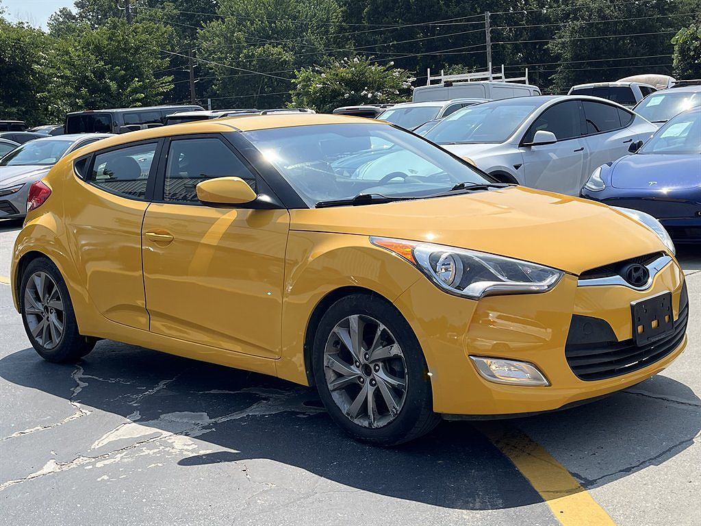 2017 Hyundai Veloster w/Black Interior