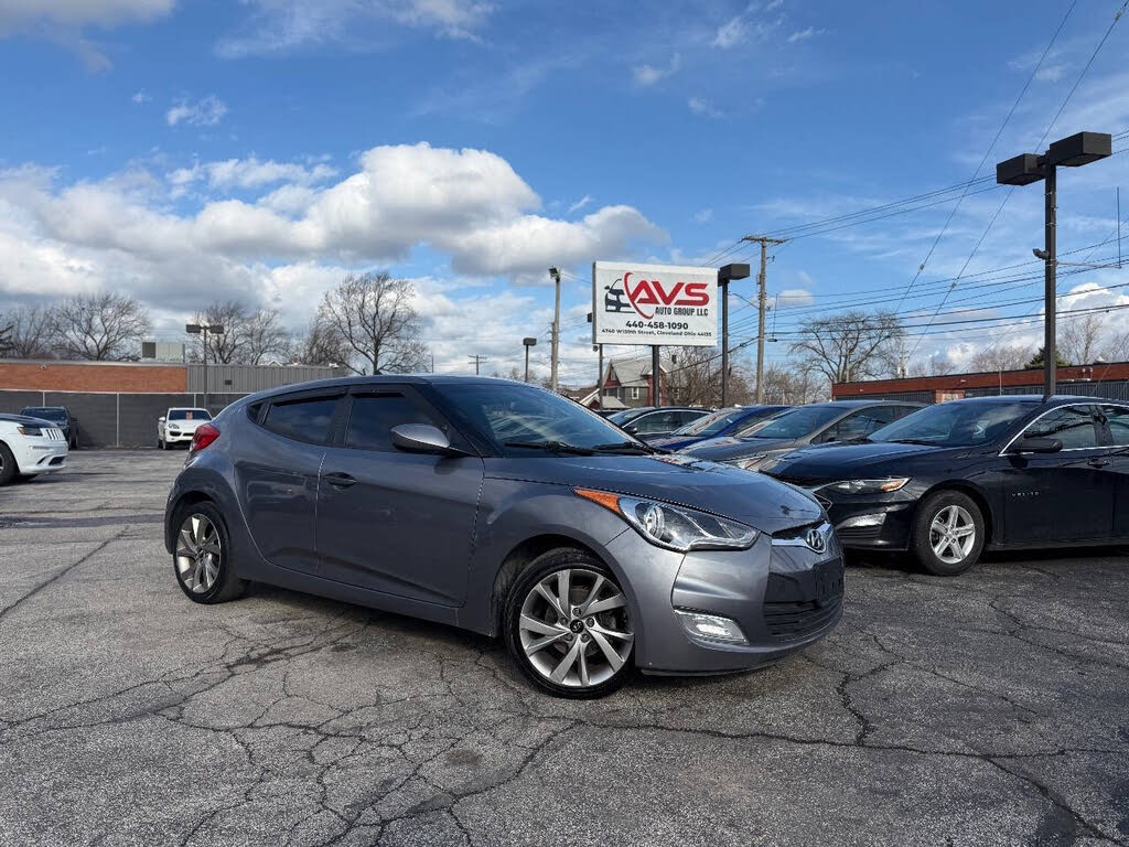 2017 Hyundai Veloster w/Black Interior