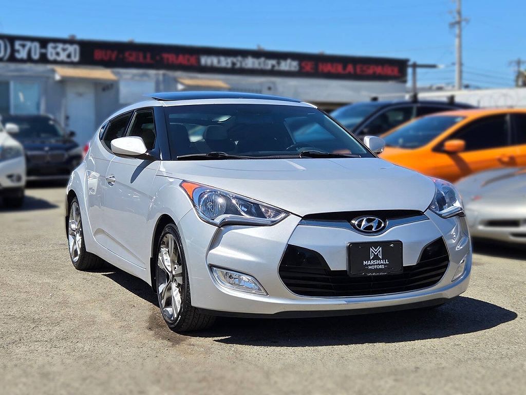 2017 Hyundai Veloster w/Black Interior
