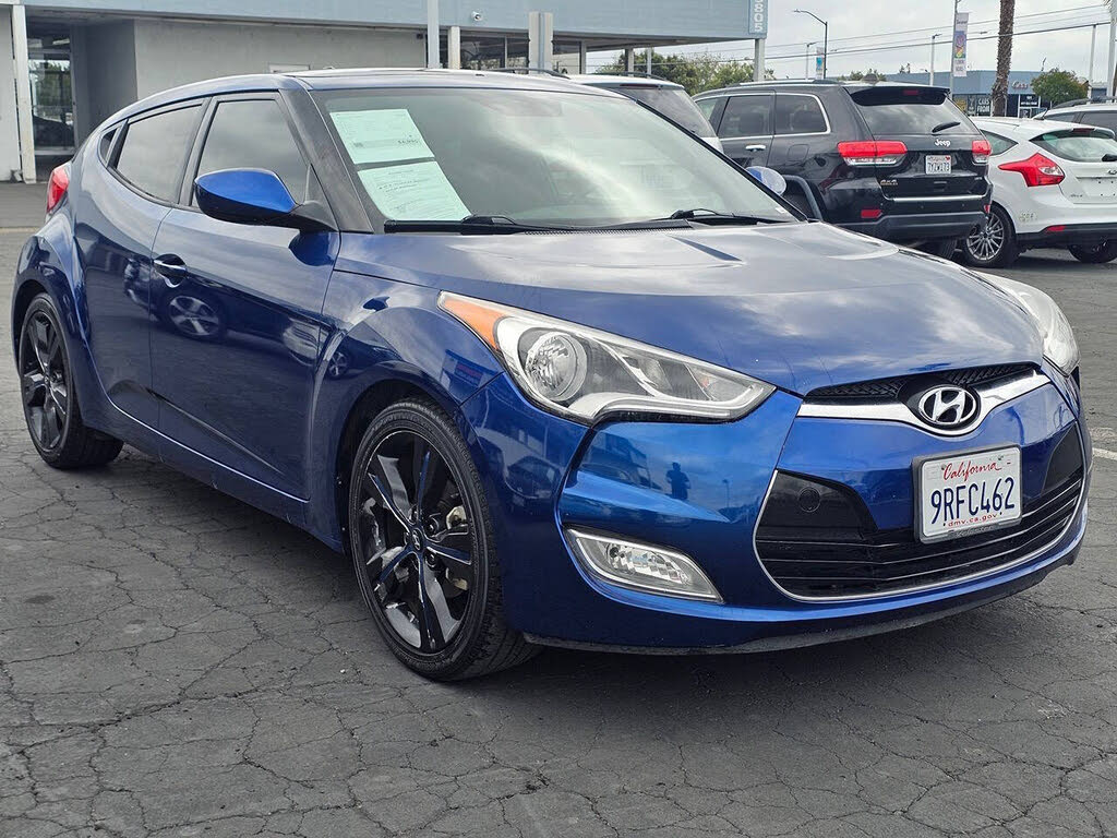 2017 Hyundai Veloster w/Black Interior