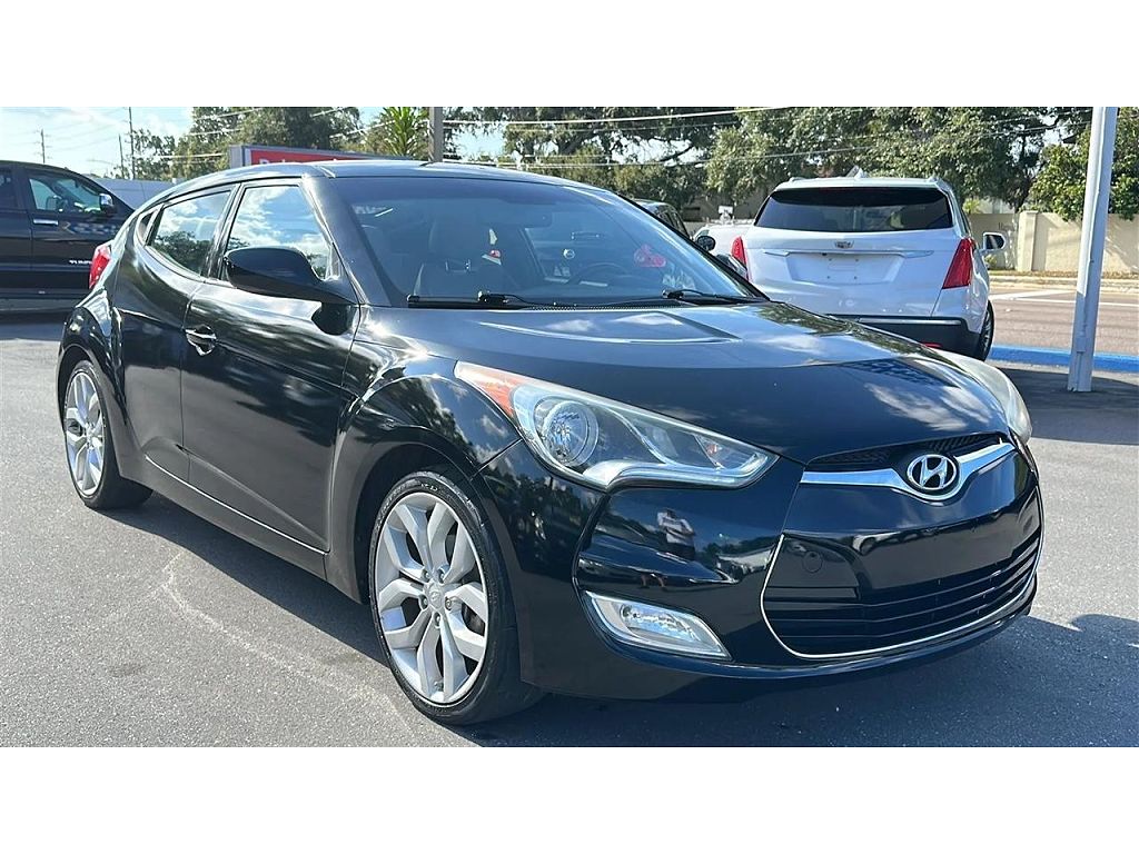 2013 Hyundai Veloster Coupe 3D