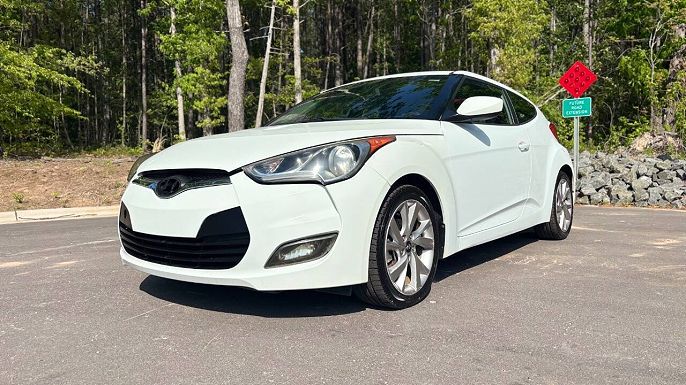 2016 Hyundai Veloster w/Black Interior