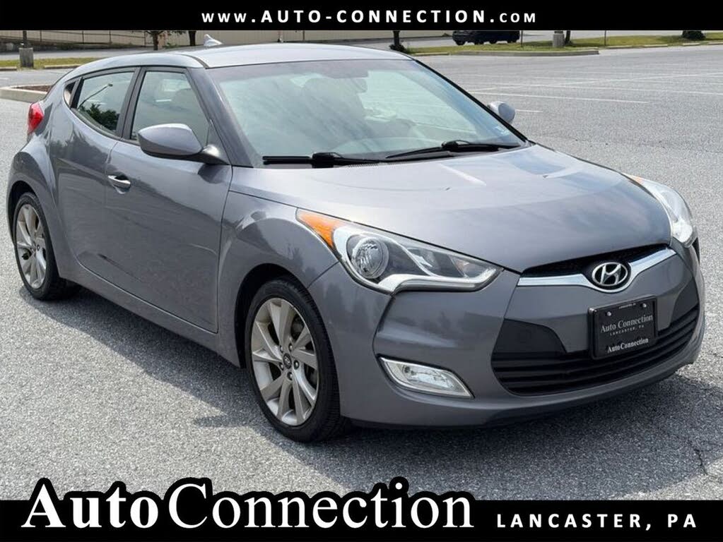 2017 Hyundai Veloster w/Black Interior