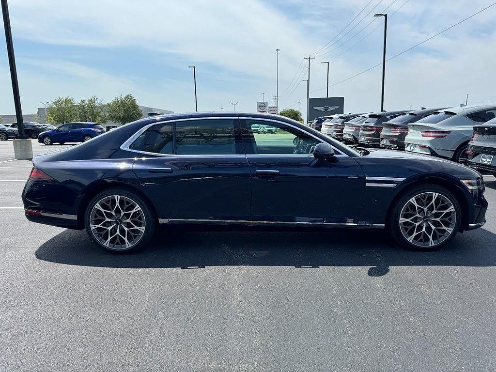 2023 Genesis G90 3.5T E-Supercharger