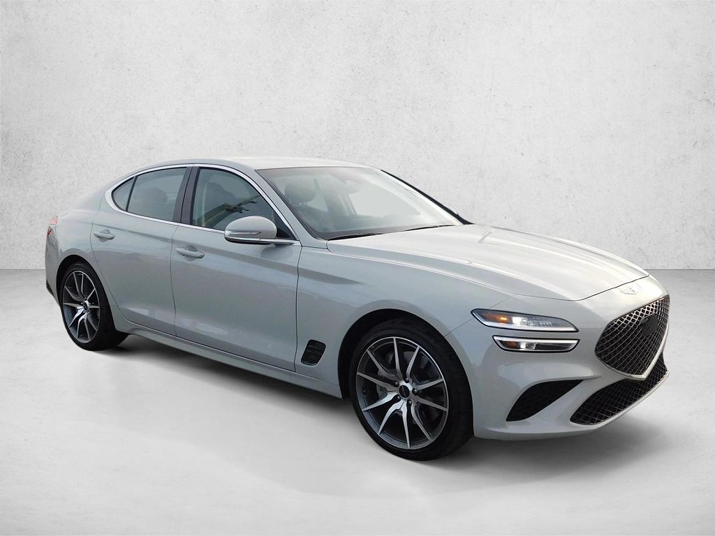 Genesis G70