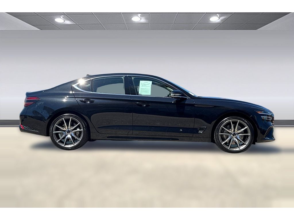 2026 Genesis G70 2.5T