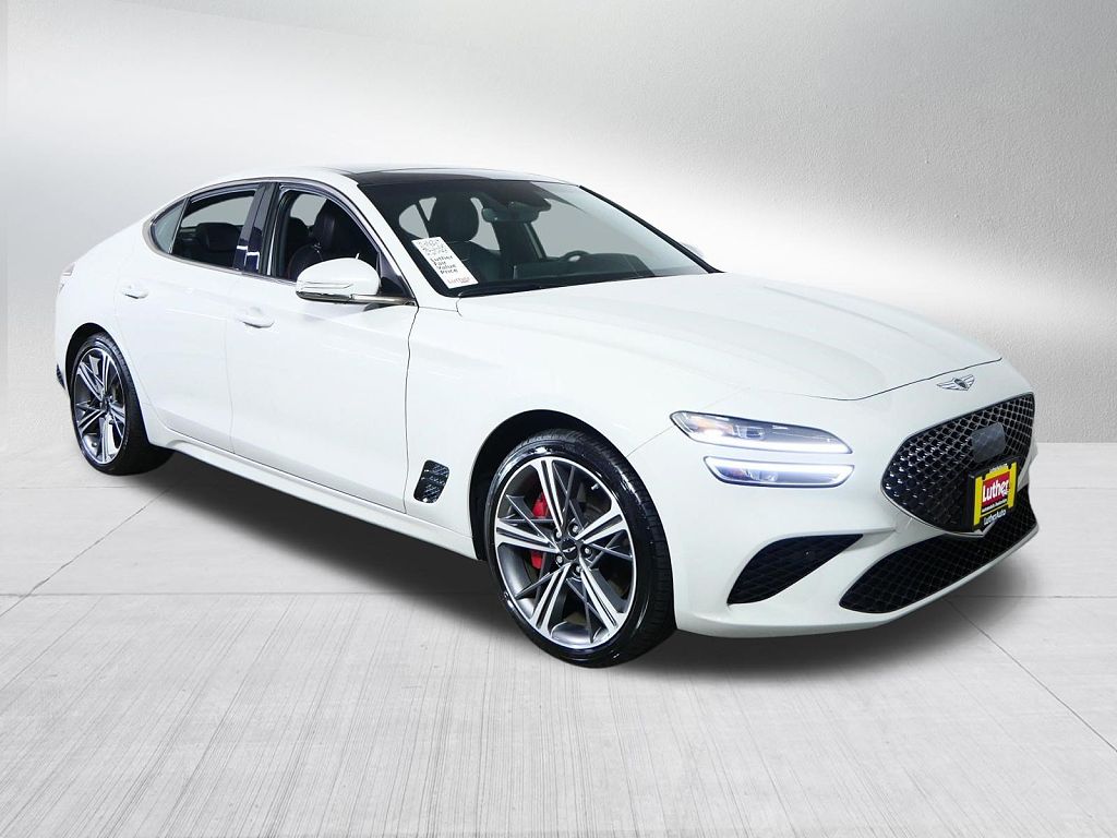 2024 Genesis G70 2.5T