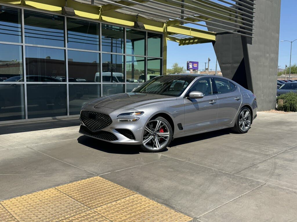 2025 Genesis G70 2.5T