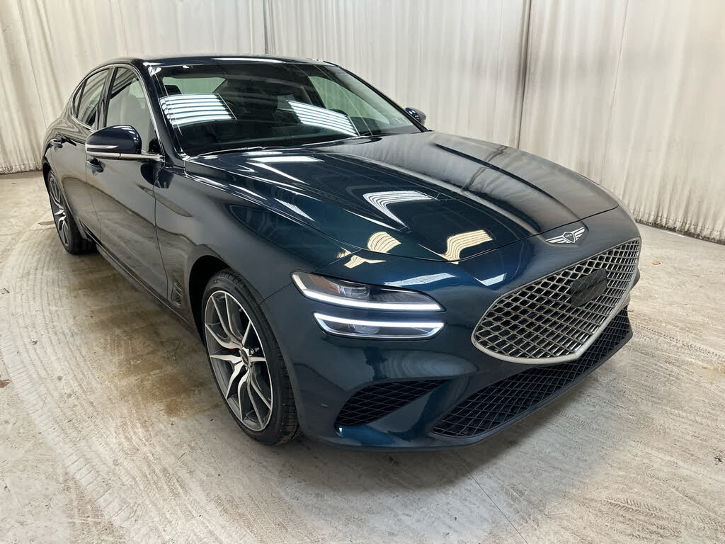 2025 Genesis G70 2.5T