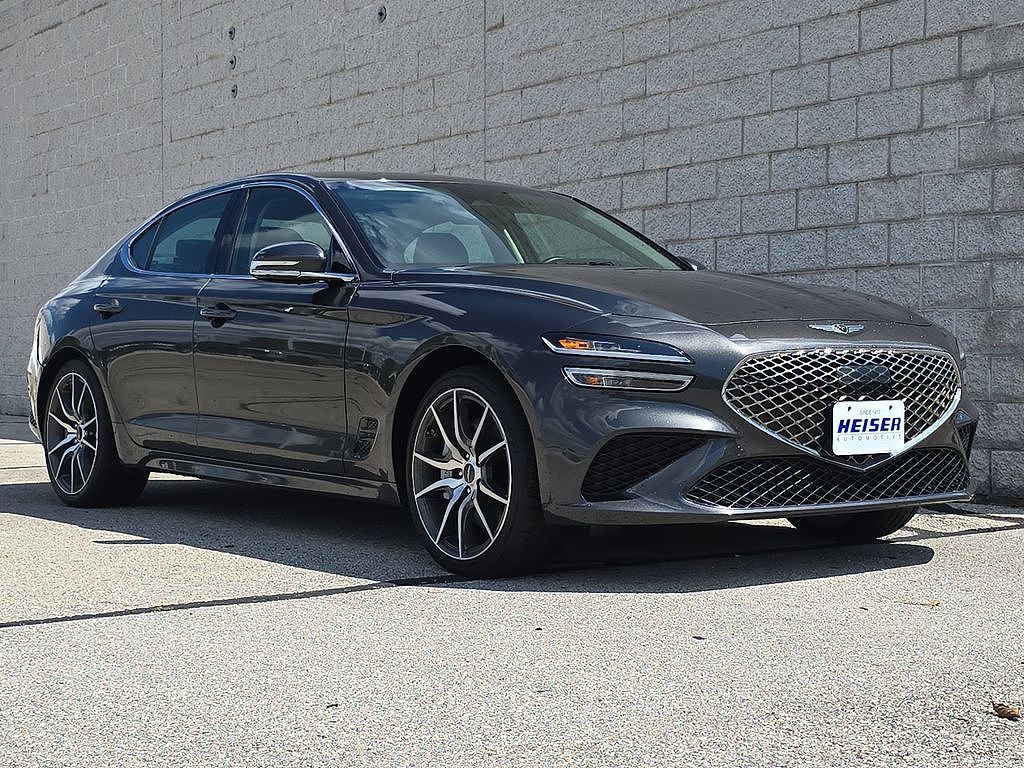 2025 Genesis G70 2.5T