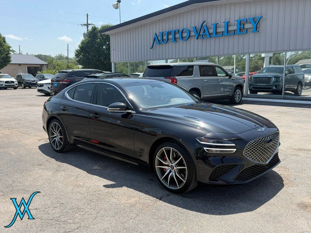 2025 Genesis G70 2.5T