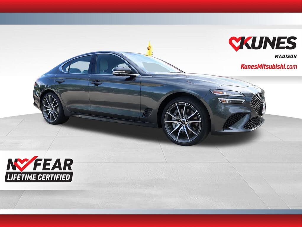2025 Genesis G70 2.5T