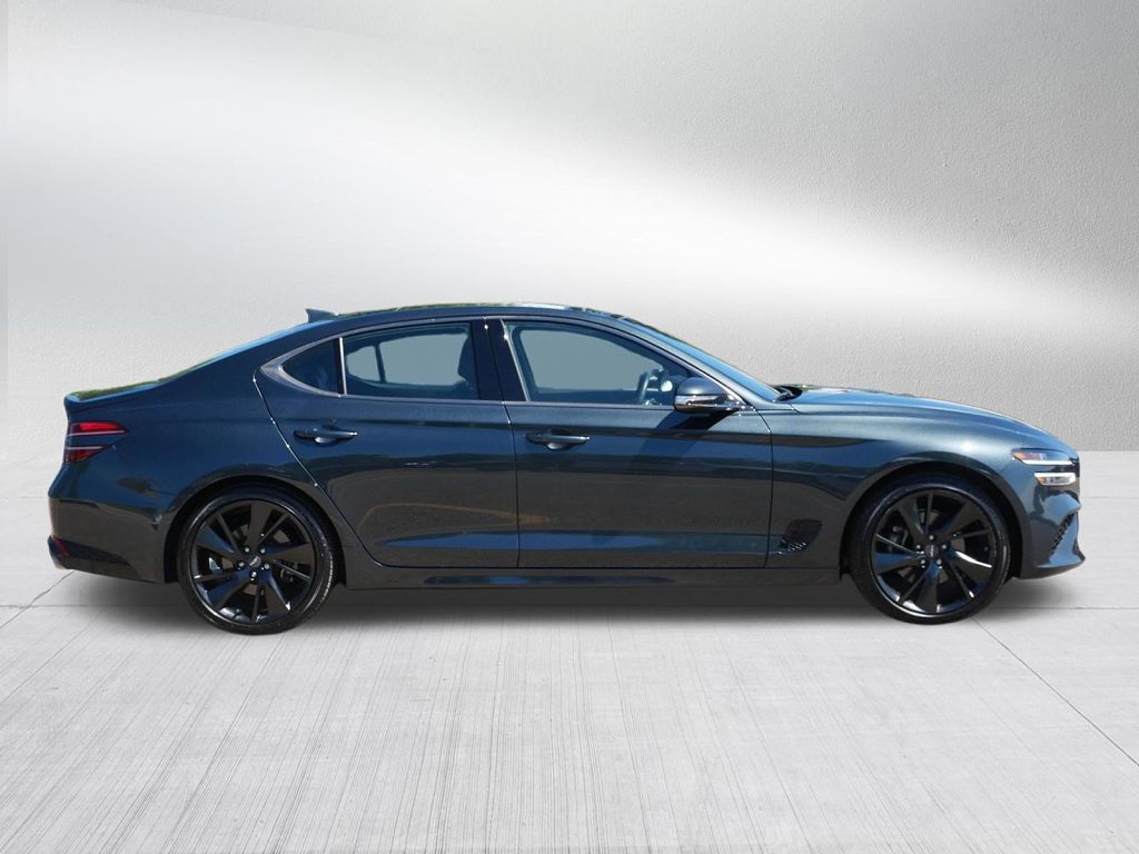 2023 Genesis G70 2.0T