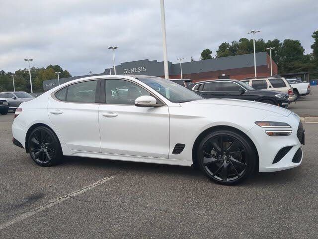 2023 Genesis G70 2.0T