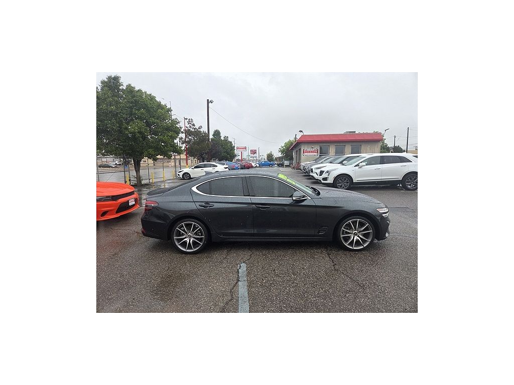 2023 Genesis G70 2.0T