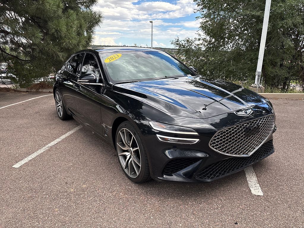 2023 Genesis G70 2.0T