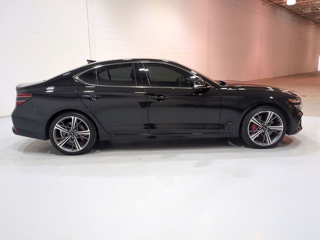 2025 Genesis G70 3.3T Sport Advanced