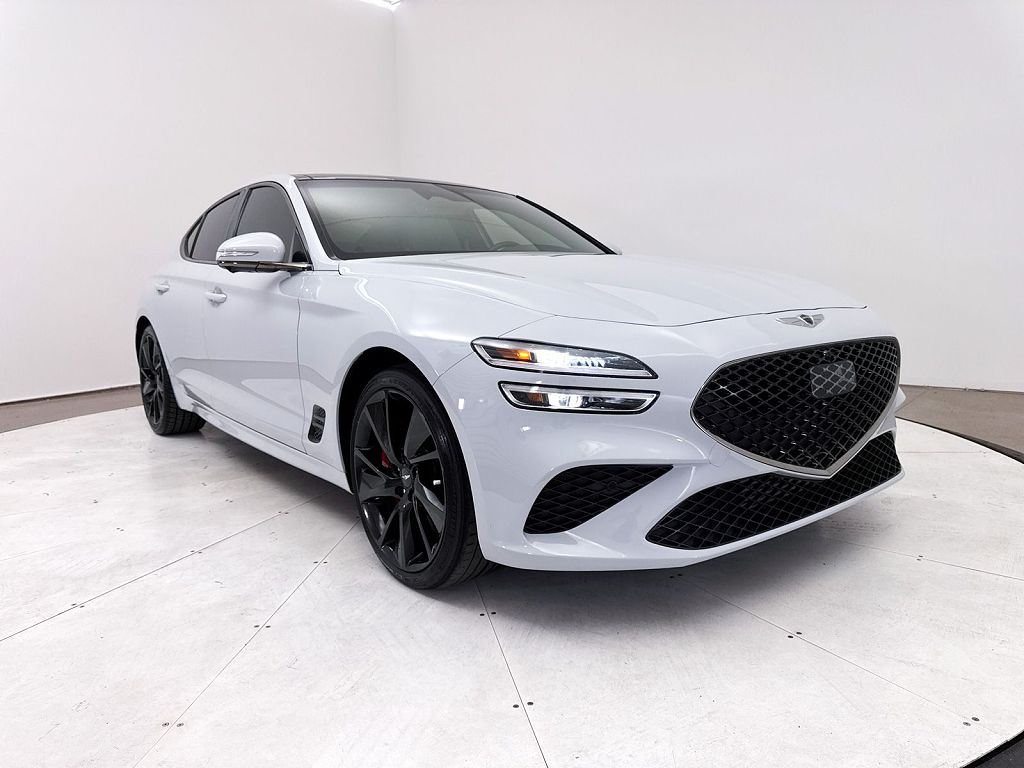 2023 Genesis G70 3.3T