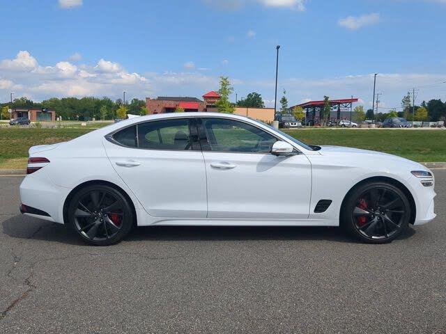 2023 Genesis G70 3.3T