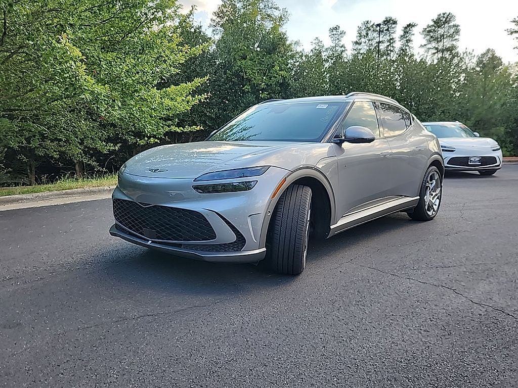 2024 Genesis GV60 Advanced