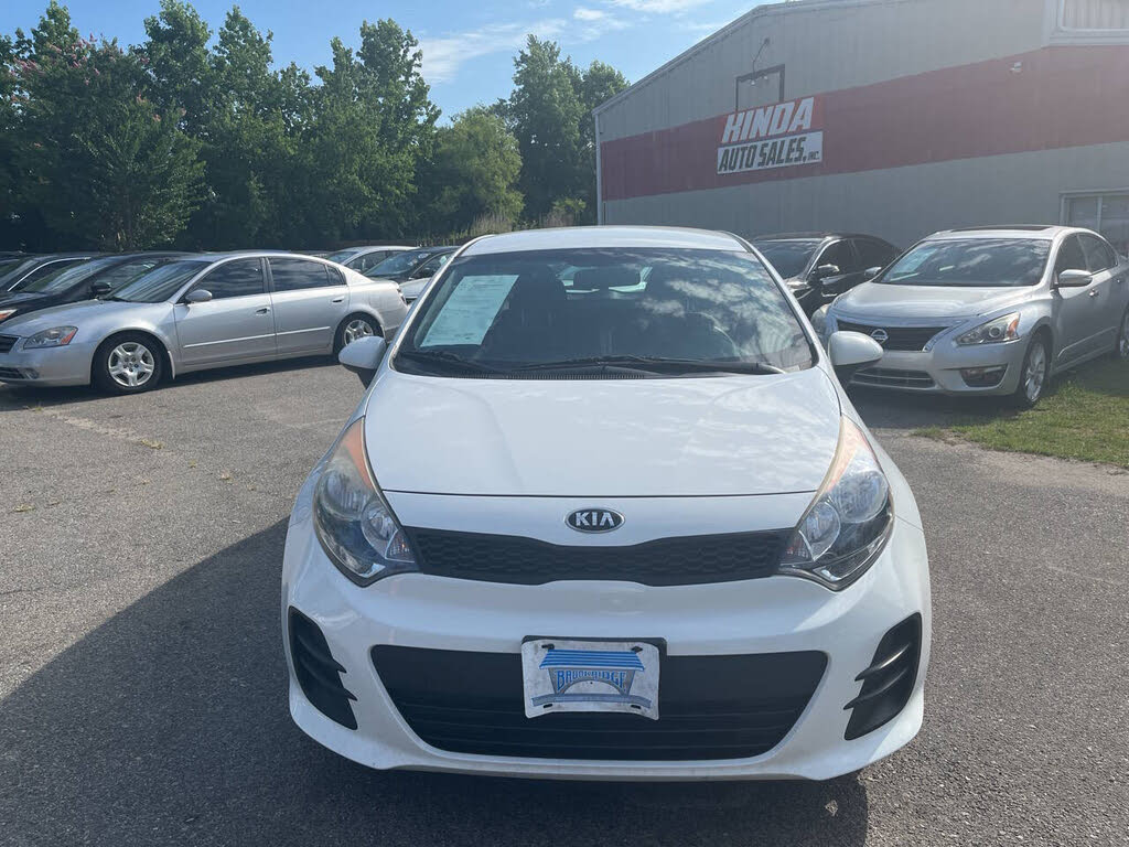 2016 Kia Rio 5-Door LX