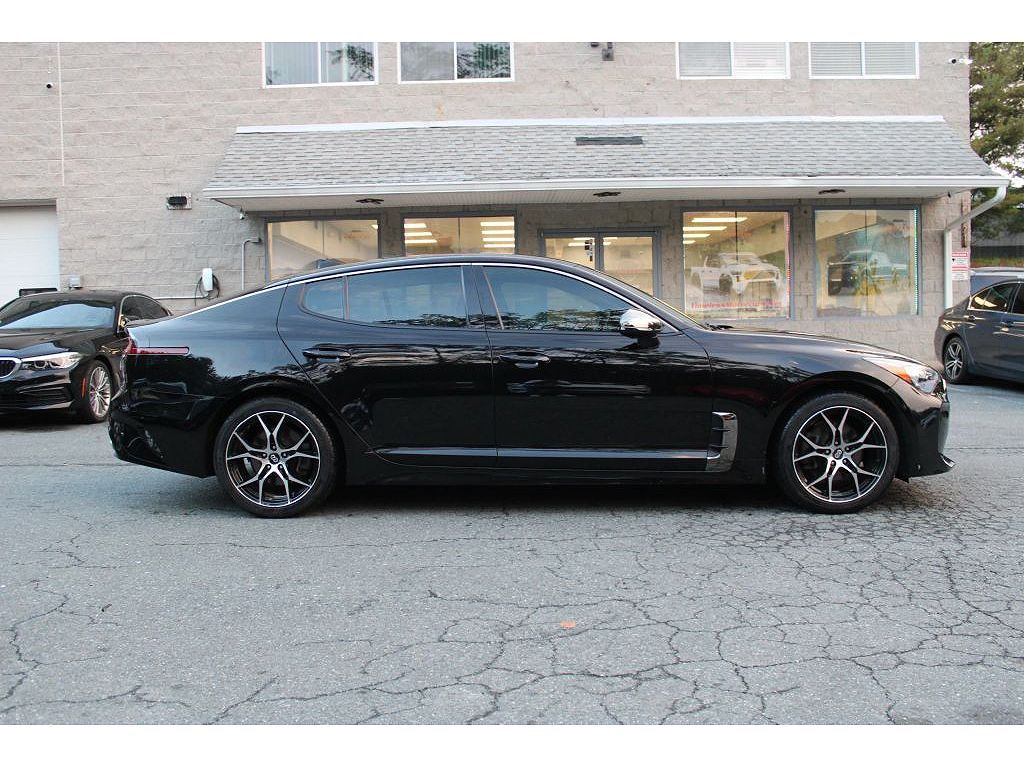 2020 Kia Stinger GT-Line