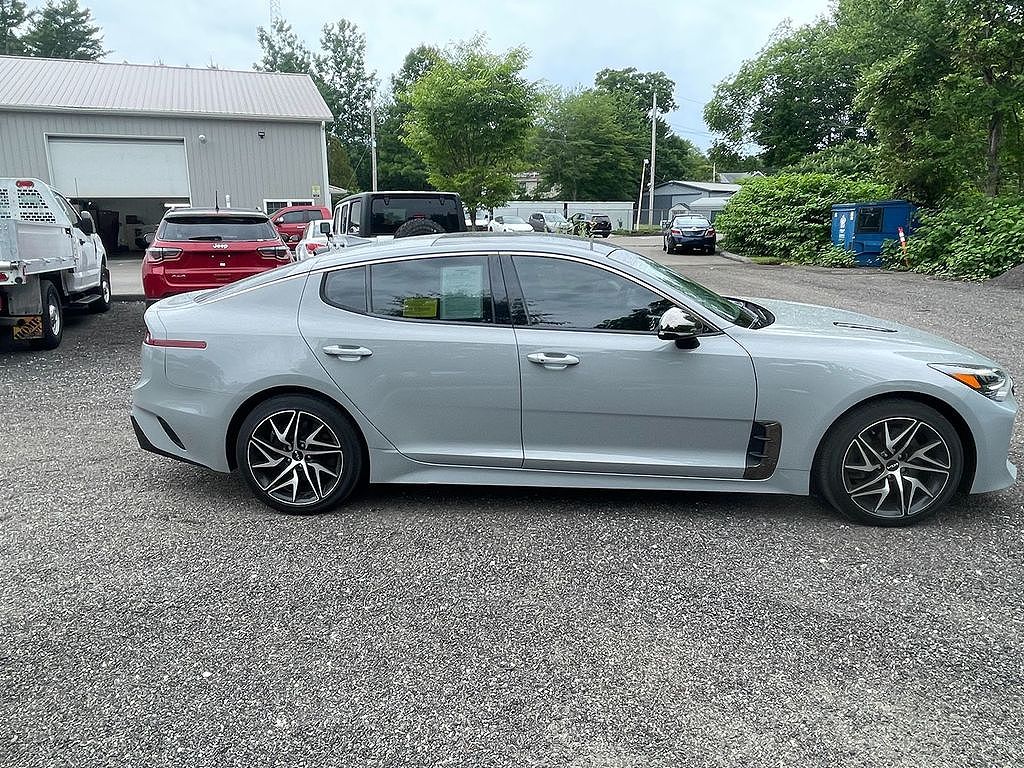 2022 Kia Stinger GT-Line