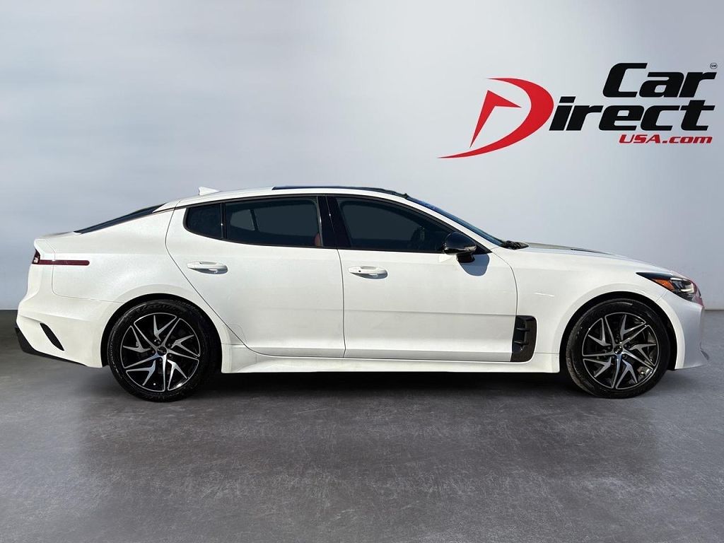 2022 Kia Stinger GT-Line