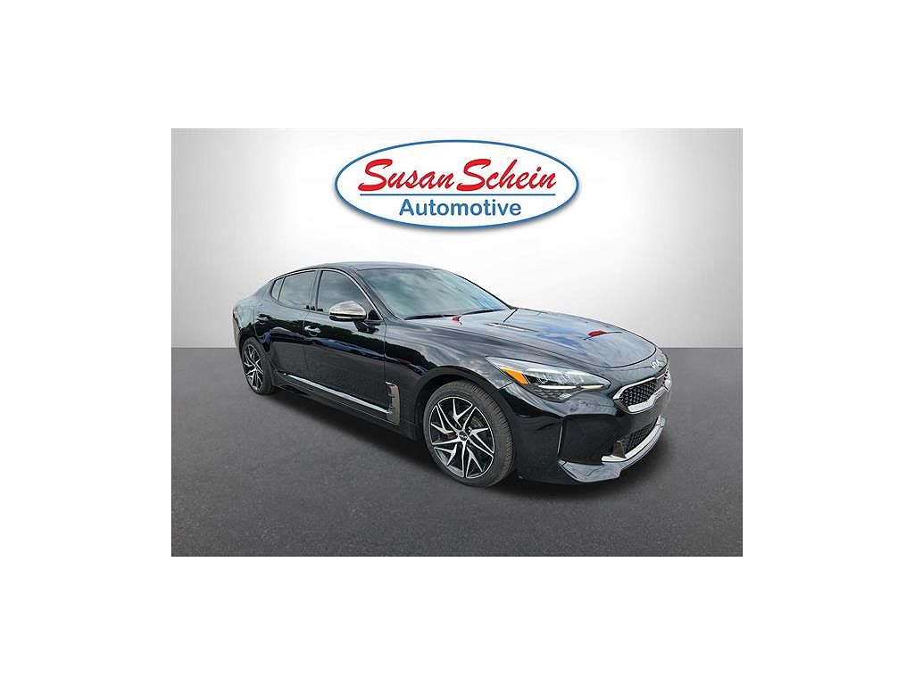 2022 Kia Stinger GT-Line