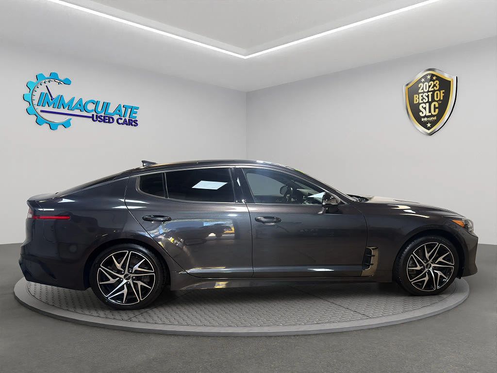 2022 Kia Stinger GT-Line